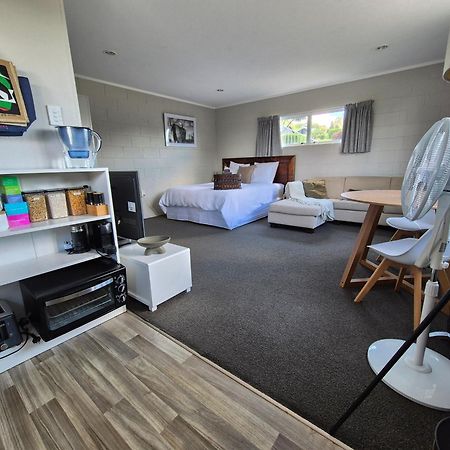 Haven In Taupo Apartment Exterior photo