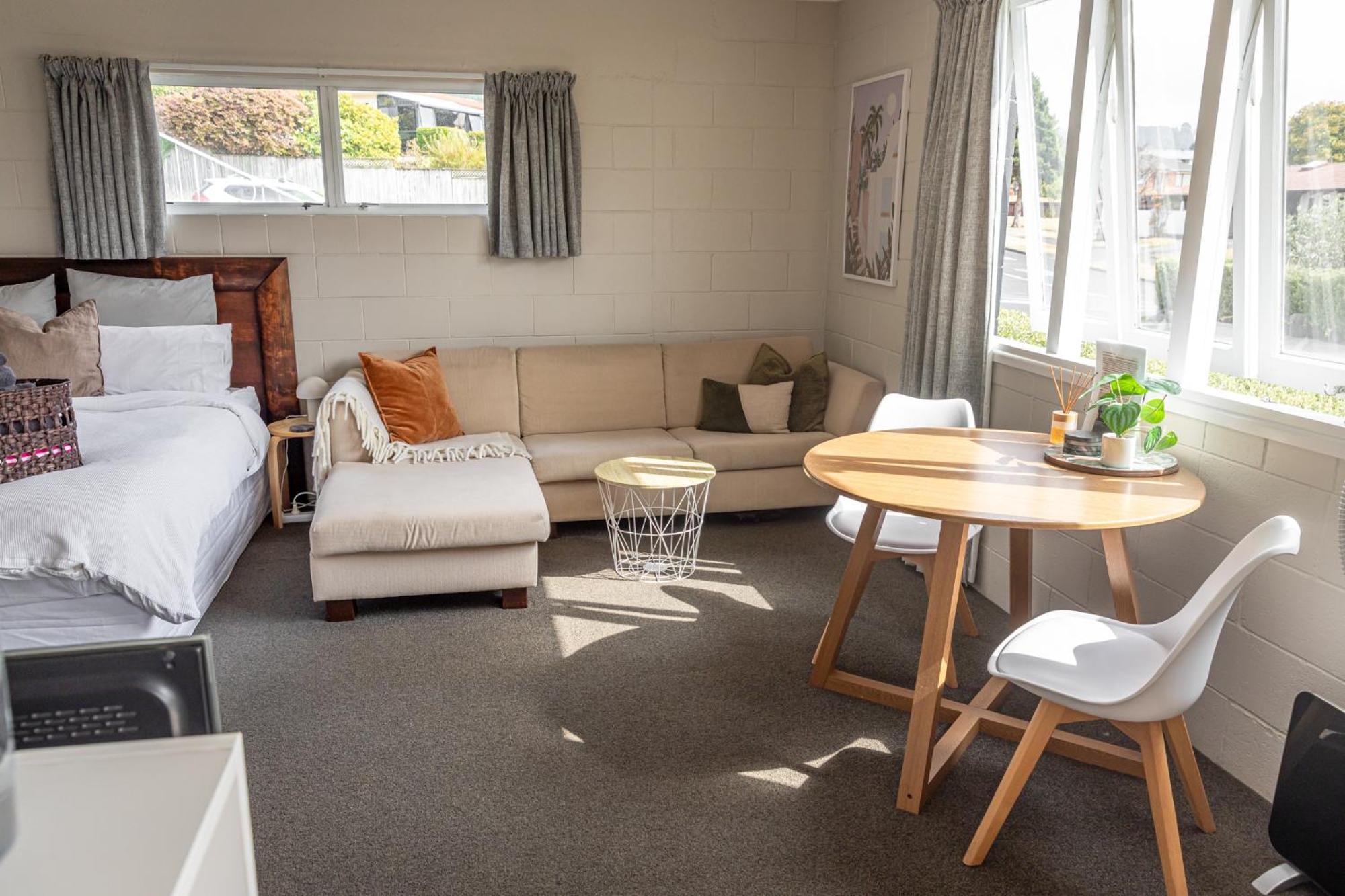 Haven In Taupo Apartment Exterior photo